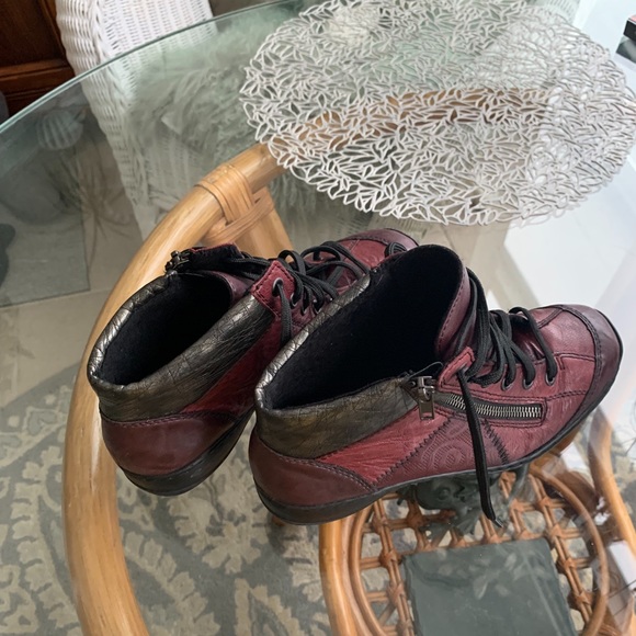 Rieker antis-tress, stylish, ankle booties - Picture 4 of 6